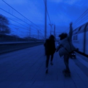 小泽一郎和妻子的友情背景故事
